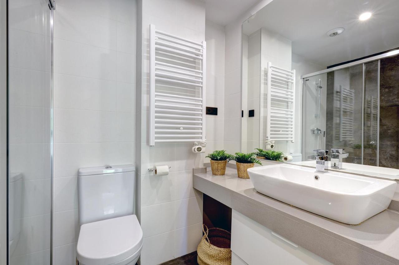 Stylish 2 Bedroom Apartment In Estepona Old Town Екстер'єр фото