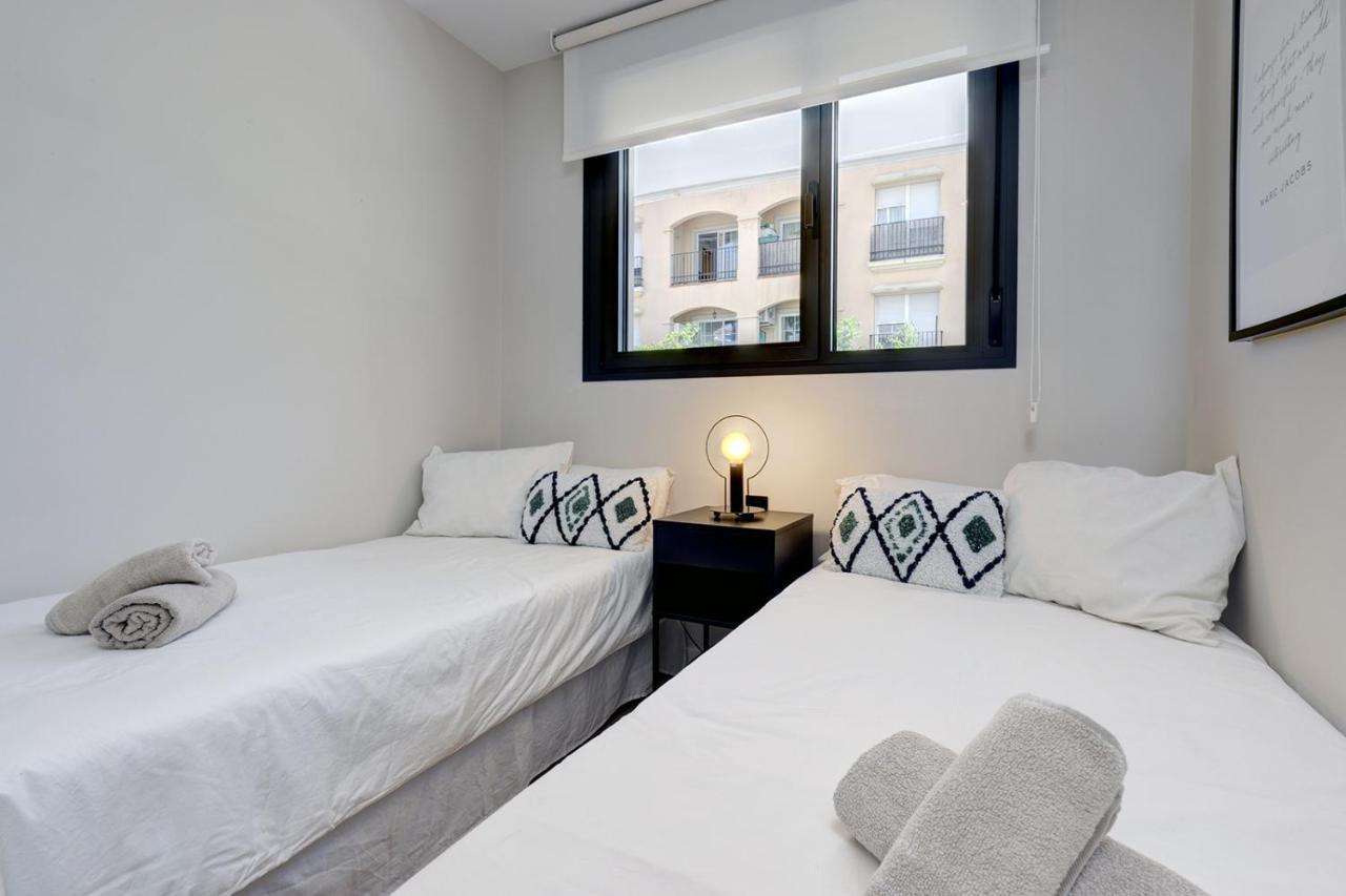 Stylish 2 Bedroom Apartment In Estepona Old Town Екстер'єр фото